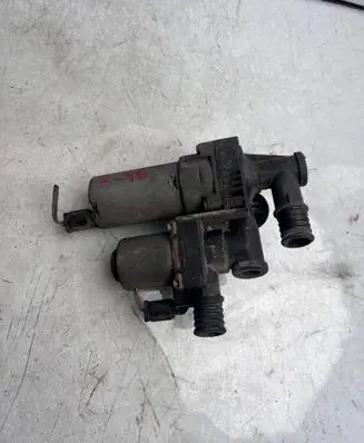 BMW 3 E46 Coolant heater control valve 64118369807 1147412149