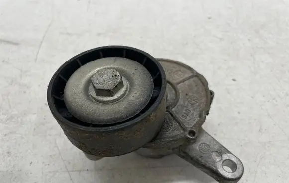 Audi A3 S3 8V Generator/alternator belt tensioner 04L903315