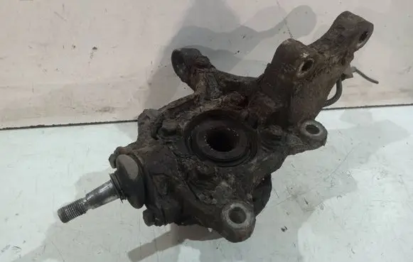 Volvo XC90 Front wheel hub 