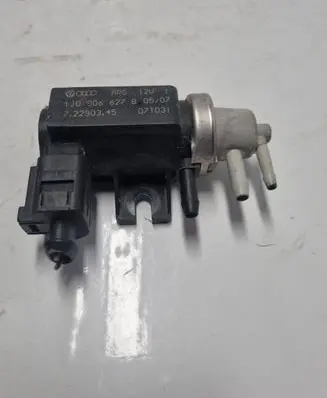 Audi A4 S4 B6 8E 8H Turbo solenoid valve 1J0906627B 72290345 07T031