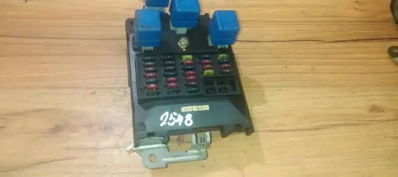Nissan Almera Fuse box set