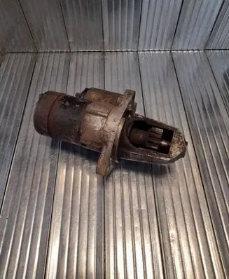 Nissan X-Trail T30 Starter motor 233008H500