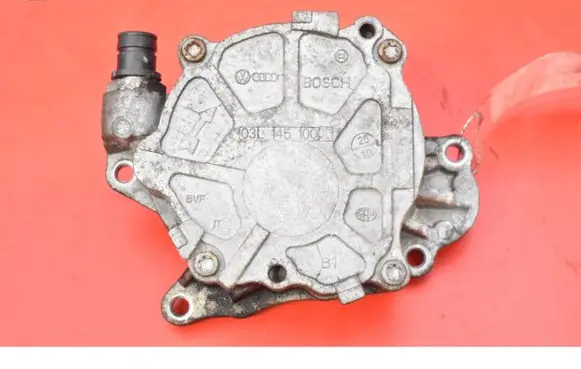 Seat Leon (1P) Vacuum pump 03L145100F