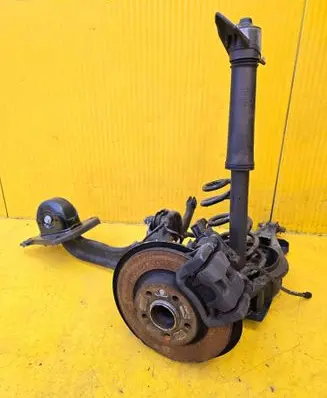 Volvo XC40 Rear wheel hub spindle/knuckle 