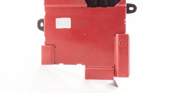 BMW X5 F15 Fuse module 6826201