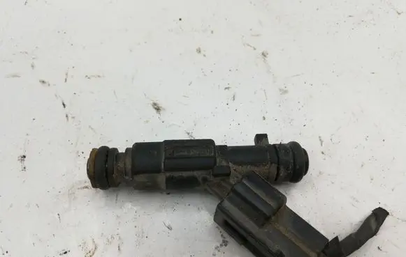 Hyundai Sonata Fuel injector 3531025100