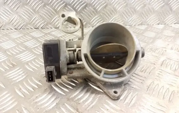 BMW 5 E39 Throttle valve 1703562 13631703562