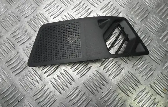 Nissan X-Trail T31 Subwoofer grill/trim 28176JG00A T2663