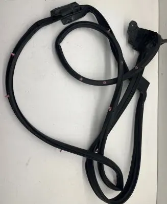 Lexus RX 450H Rubber seal rear door 
