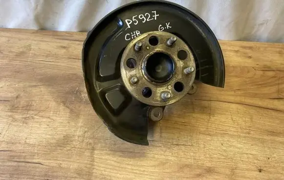 Toyota C-HR I Rear wheel hub 