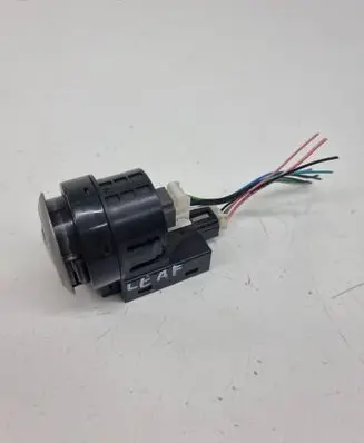 Nissan Leaf I (ZE0) Engine start stop button switch Cwtwk1a002