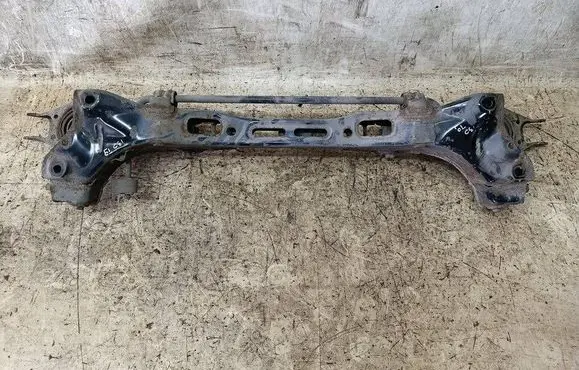Hyundai i30 Rear subframe 