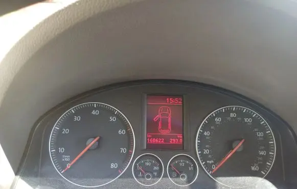 Volkswagen Jetta V Speedometer (instrument cluster) 1K0920972C