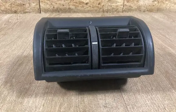 Opel Zafira A Dash center air vent grill 90587485 50047