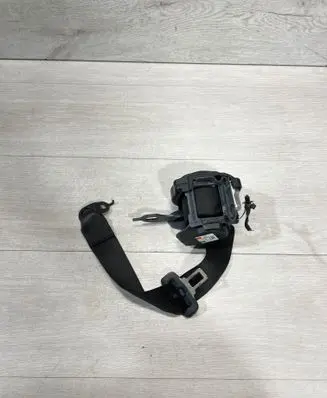 BMW 5 G30 G31 Rear seatbelt 639708700C 639708700 0000X0900V