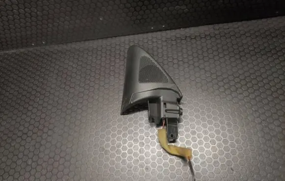 Volkswagen PASSAT CC Front door high frequency speaker 3C8035411 904175460009