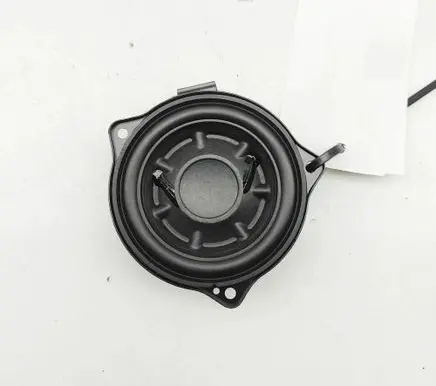 Land Rover Defender Panel speaker J9C318808BA 6877100