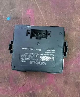 Audi A3 S3 8P Gateway control module 3Q0907530ALVW