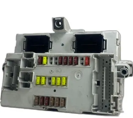 Alfa Romeo Giulietta Fuse box set 50550347 BCM940I21 D369