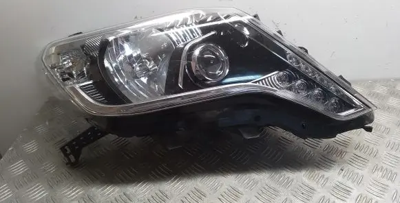 Toyota Land Cruiser (J150) Headlight/headlamp 60196