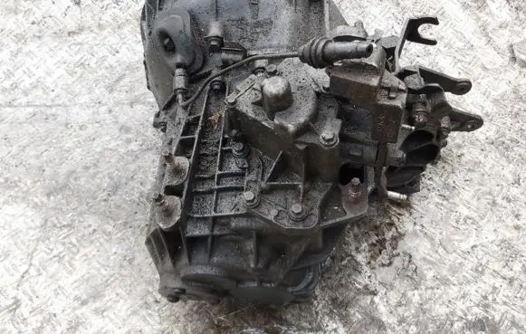 Ford Mondeo MK II Manual 5 speed gearbox 97zt7f096da 97zt-7f096-da