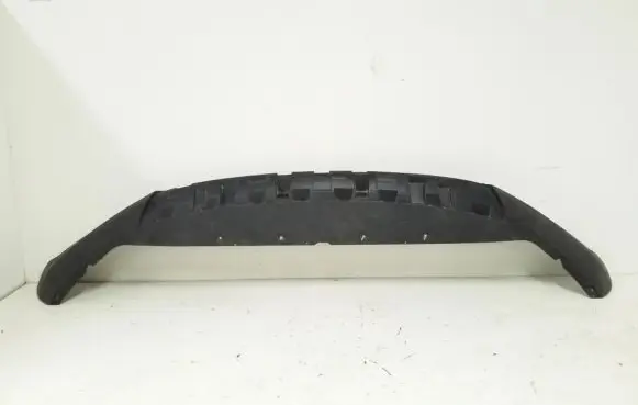 Front bumper lip