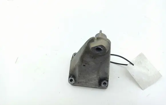Mercedes-Benz C W203 Engine mounting bracket A6112230804