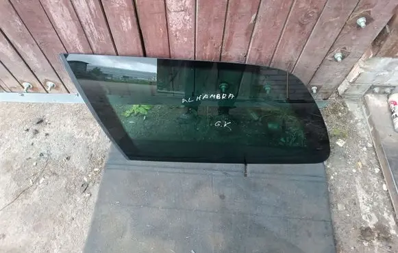 Seat Alhambra (Mk1) Rear side window