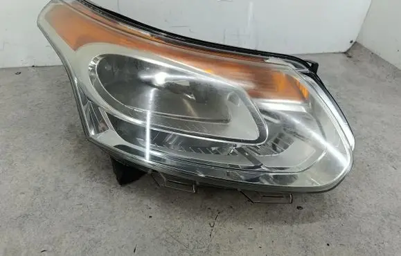 Citroen C3 Picasso Headlight/headlamp 9681873980