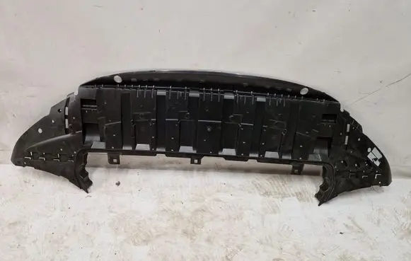 Volvo V90 Cross Country Front bumper skid plate/under tray 31690843