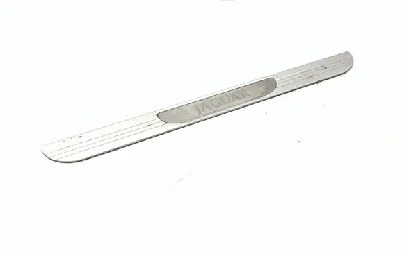 Jaguar XJ X350 Front sill trim cover XR835413208BD