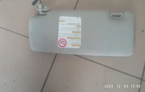 Subaru Legacy Sun visor