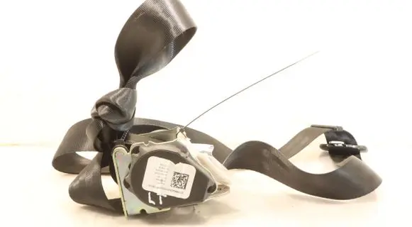 Fiat Tipo Rear seatbelt