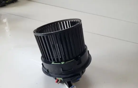 Nissan Juke II F16 Heater fan/blower T73641C