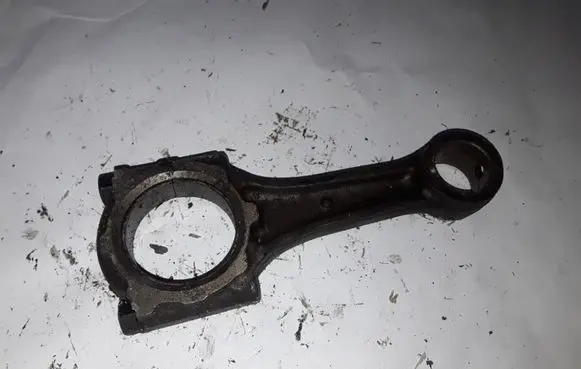 Opel Astra J Connecting rod/conrod NOCODE
