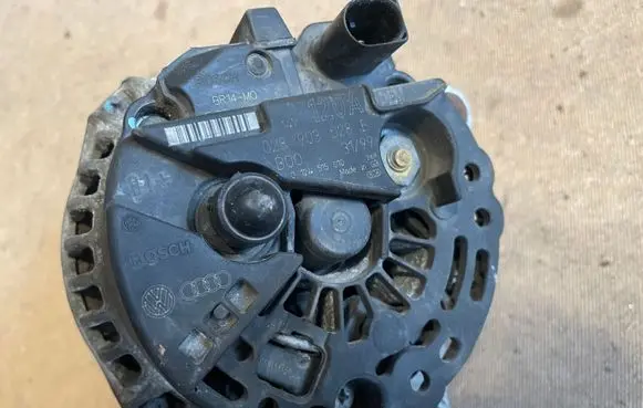 Audi TT Mk1 Generator/alternator 028903028E 0124515010