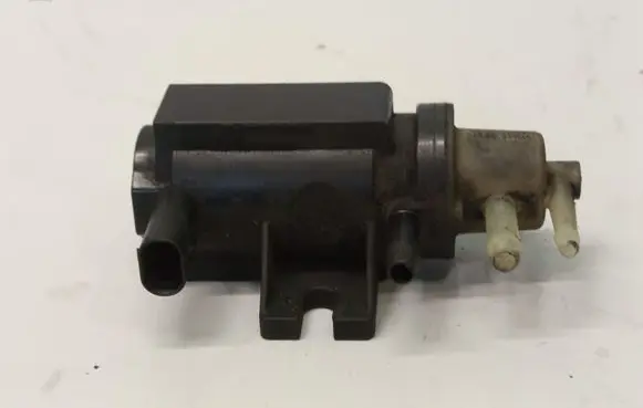 Mercedes-Benz Sprinter W906 Turbo solenoid valve A0091533128