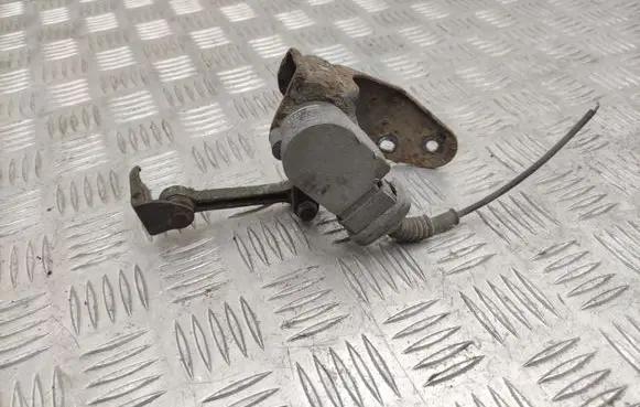 Headlight/headlamp level sensor