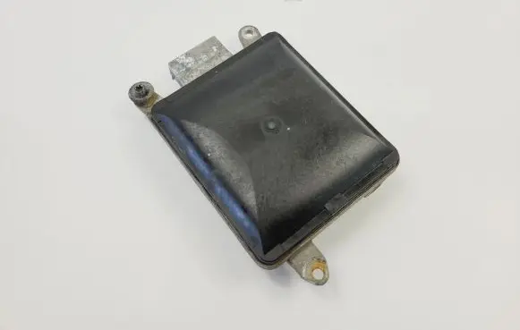 Volkswagen Phaeton Blind spot module 7L6907566C