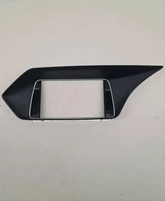 Mercedes-Benz E W212 Radio/GPS head unit trim A2126802136