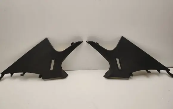 Mercedes-Benz C W204 (D)pillar trim (top) A2046900723
