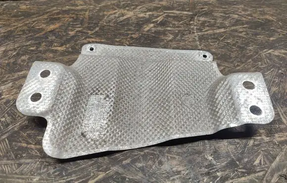 Land Rover Discovery 5 Exhaust heat shield CPLA114B0AE