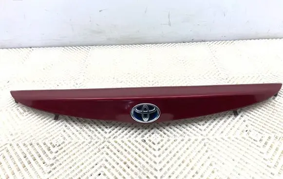 Toyota Auris E180 Trunk door license plate light bar 