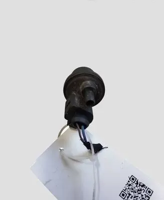 Volkswagen Golf V Vacuum valve 1J0973722