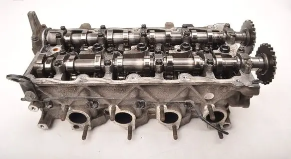 Hyundai ix20 Engine head 22111-2A200