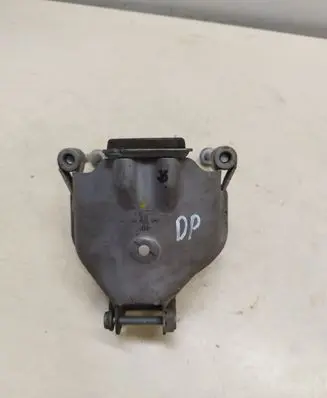 Audi A8 S8 D4 4H Engine mounting bracket 4H0399080E