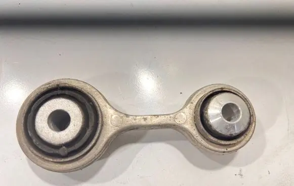 BMW 7 F01 F02 F03 F04 Rear control arm 6775683