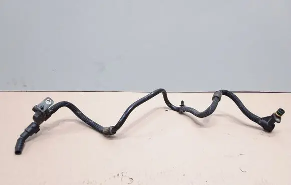 Volkswagen Golf VII Vacuum line/pipe/hose 04L129456D