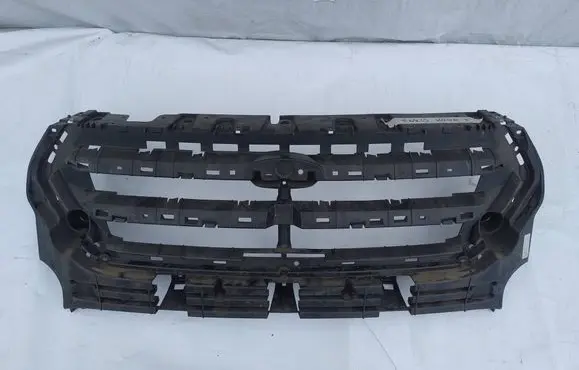 Ford Kuga II Front grill GV44-8A164-A
