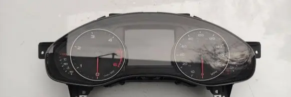 Audi A6 C7 Speedometer (instrument cluster) 4G8920950S